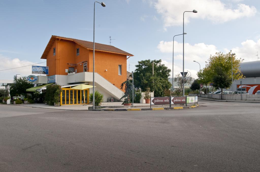 Al Volo B&B San Giovanni Teatino Exterior foto